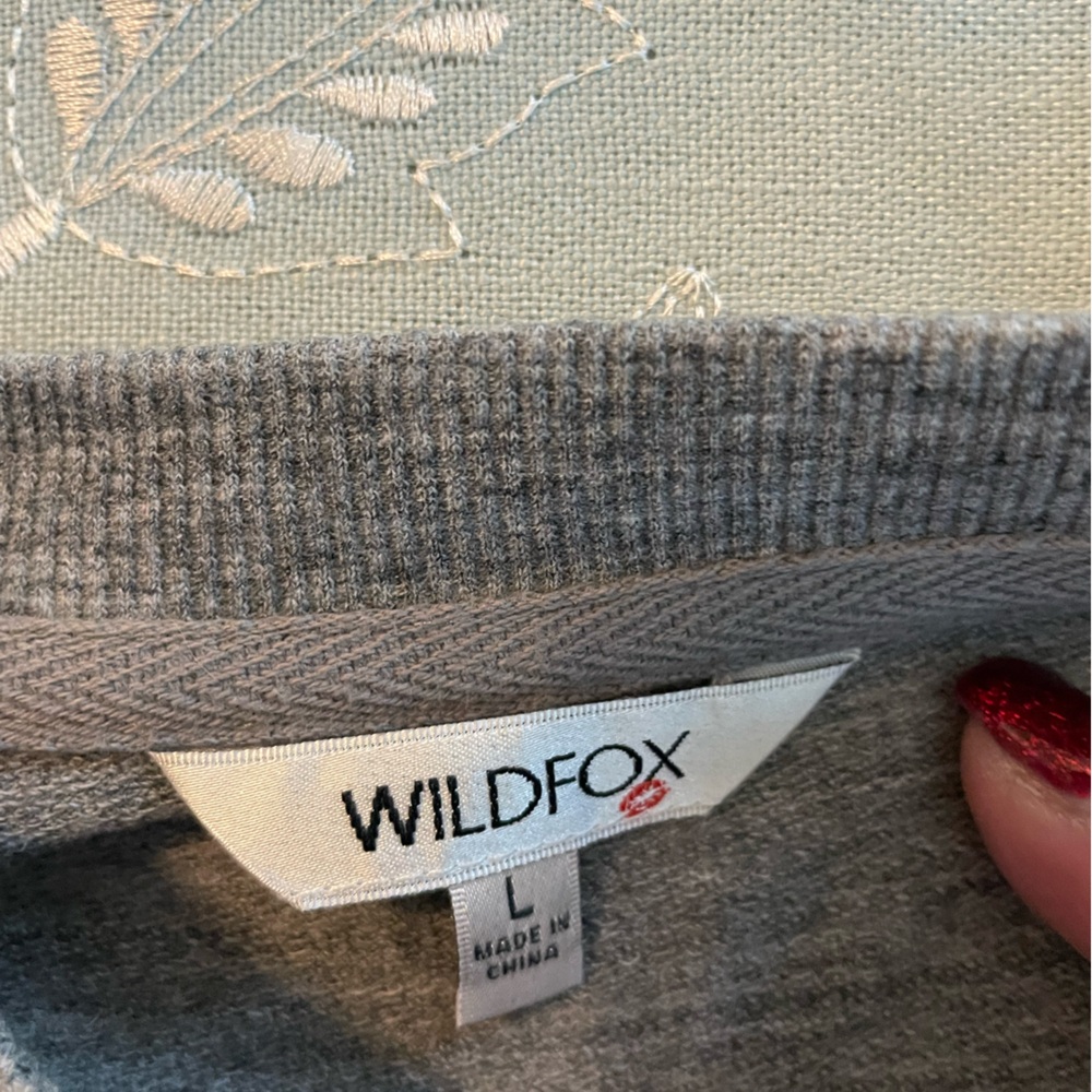 Wildfox Gray Sweatshirt with 'Pour Favor' Design - Picture 9 of 11
